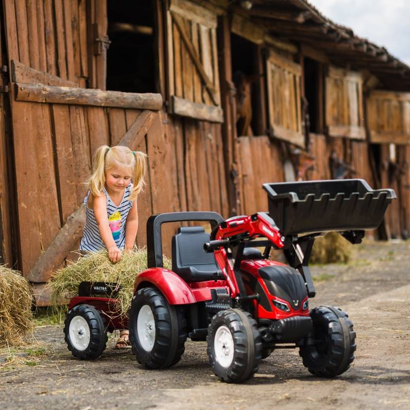 traktor na pedały valtra marki Falk w sklepie Wondertoy